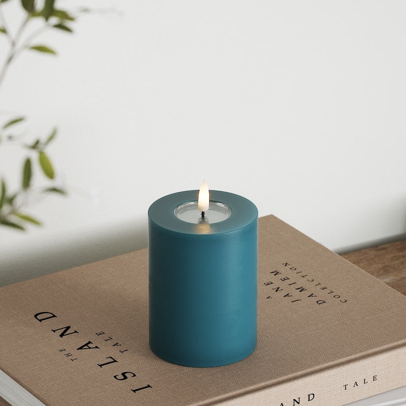 Deluxe Homeart LED Bloklys Ø 7,5 x 10 cm Petroleum