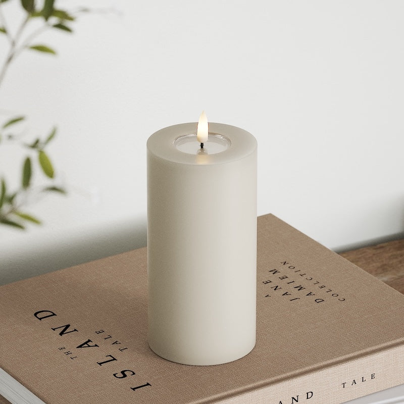 Deluxe Homeart LED Bloklys Ø 7,5 x 15 cm Sand